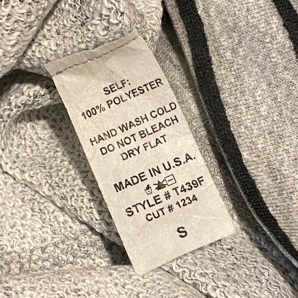 Inoah Cowl Neck Tunic - Picture 9 of 9